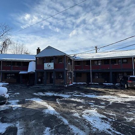 Central Motel Courtyard Уайт Плейнс Екстериор снимка